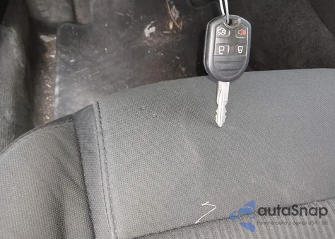 2014 Ford Mustang V6 z USA, uszkodzony, nr VIN 1ZVBP8AM4E5210029